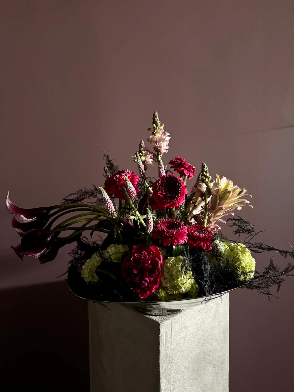 Özel pirinç kapta artisan aranjman